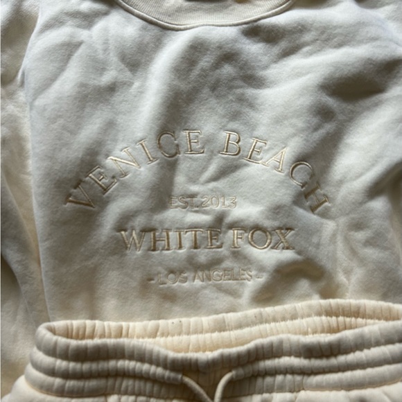 White fox boutique cream set - Picture 2 of 5